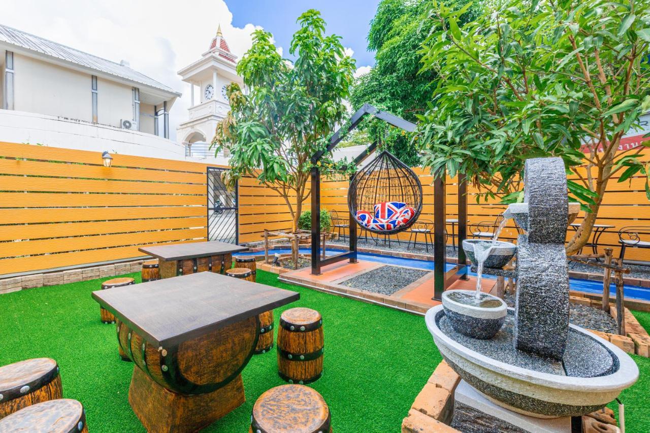 Auberge de jeunesse Marco Polo Phuket Poshtel & Bistro Extérieur photo