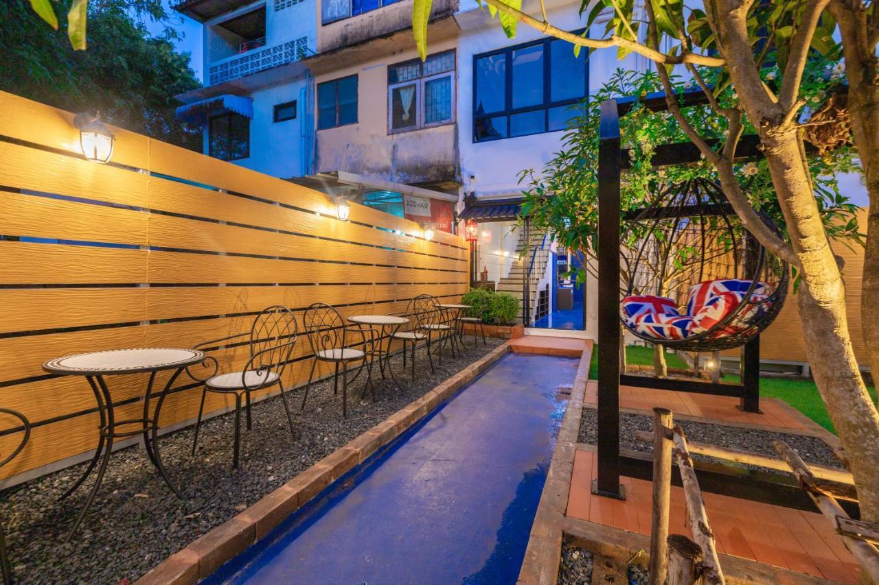 Auberge de jeunesse Marco Polo Phuket Poshtel & Bistro Extérieur photo