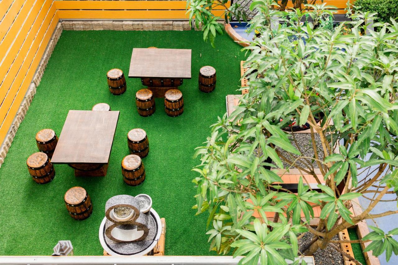 Auberge de jeunesse Marco Polo Phuket Poshtel & Bistro Extérieur photo